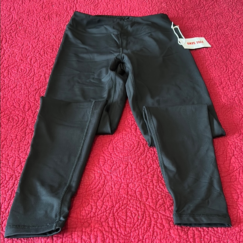 FULL SEND Streamlined Black Leggings for Active Wear size extra small nwt